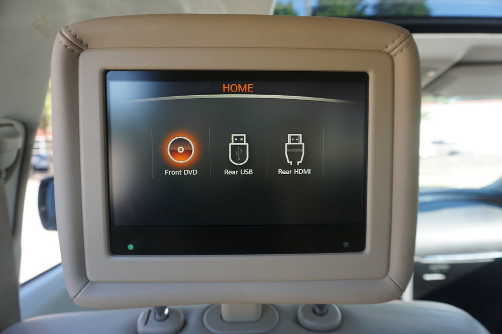 Used 2019 Nissan Armada Platinum w/ Captain's Chairs Package RWD image 16