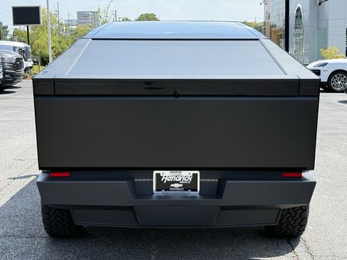 Used 2024 Tesla Cybertruck AWD Crew Cab image 10