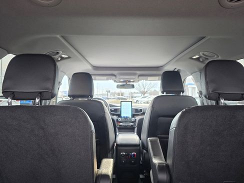 Used 2023 Ford Explorer Limited w/ Limited Technology Package image 28