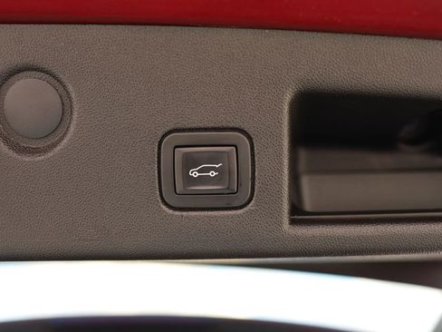 Used 2019 Chevrolet Equinox Premier image 39