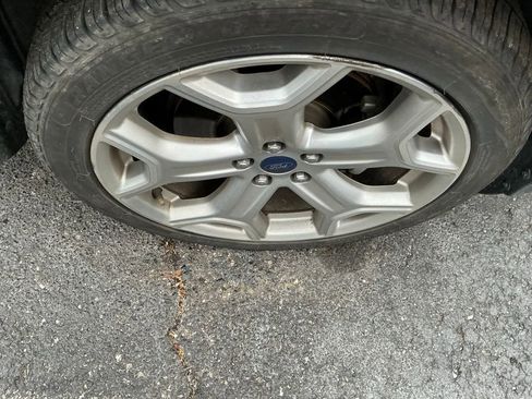 Used 2017 Ford Escape Titanium w/ Equipment Group 301A image 13