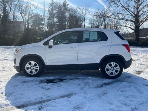 Used 2016 Chevrolet Trax LS image 7