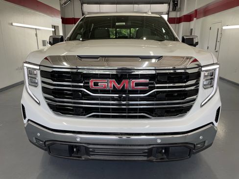New 2026 GMC Sierra 1500 SLT w/ SLT Premium Plus Package RWD image 2