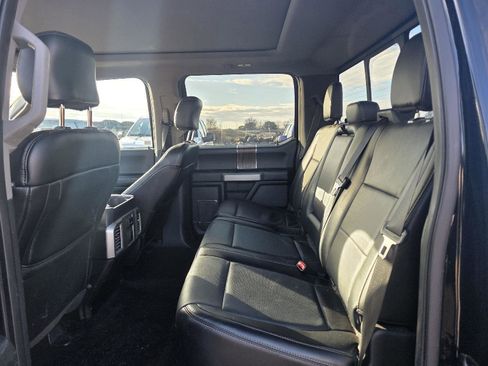 Used 2016 Ford F150 Lariat image 12