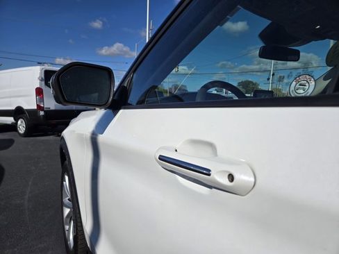 Used 2022 Ford Explorer Platinum w/ Equipment Group 601A image 41