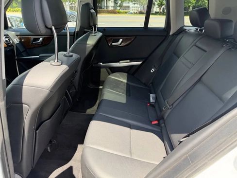 Used 2015 Mercedes-Benz GLK 350 4MATIC w/ Premium 1 Package image 27