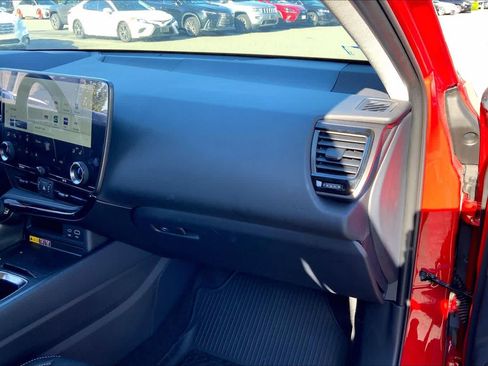 Used 2025 Lexus NX 350 AWD w/ Accessory Package (2T) image 19
