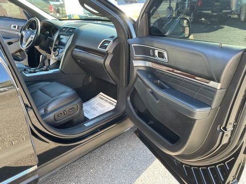 Used 2015 Ford Explorer Limited w/ Equipment Group 301A image 28