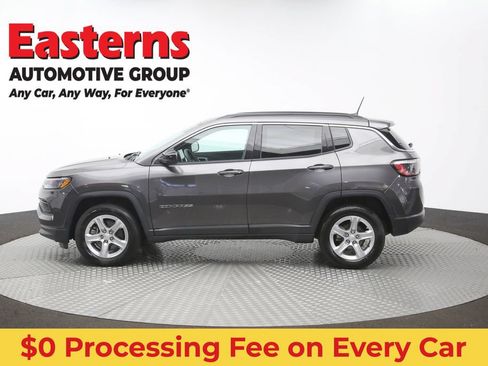 Used 2024 Jeep Compass Latitude AWD/4WD image 55