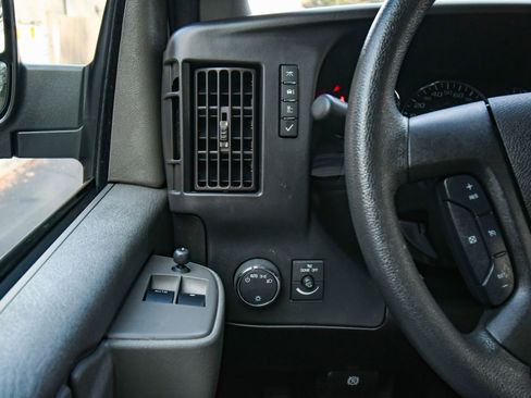 Used 2024 Chevrolet Express 2500 w/ Driver Convenience Package image 30