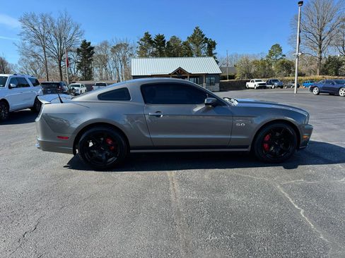 Used 2013 Ford Mustang GT image 5