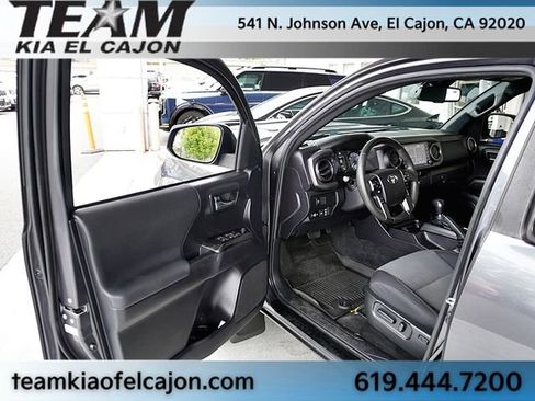 Used 2021 Toyota Tacoma TRD Sport w/ Technology Package RWD image 36
