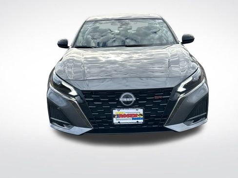 New 2025 Nissan Altima 2.5 SR w/ SR Premium Package image 8