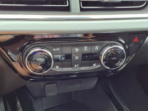 New 2026 Chevrolet Trax LT w/ Driver Confidence Package image 11