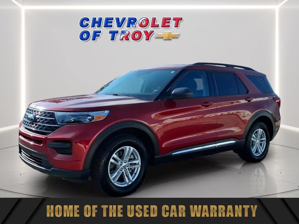 Used 2021 Ford Explorer XLT w/ Class III Trailer Tow Package AWD/4WD image 4