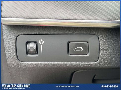 Used 2018 Volvo XC90 T6 R-Design w/ Protection Package AWD/4WD image 21