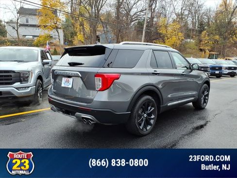 Certified 2023 Ford Explorer Platinum w/ Technology Package image 7