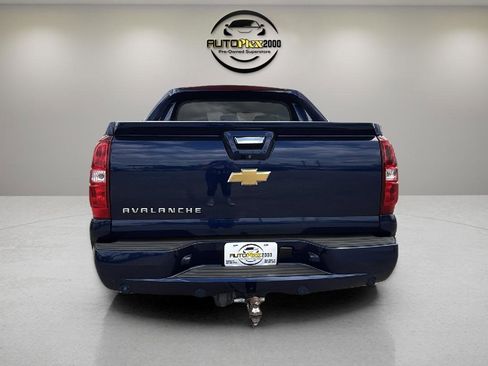 Used 2013 Chevrolet Avalanche LT w/ All-Star Edition image 4