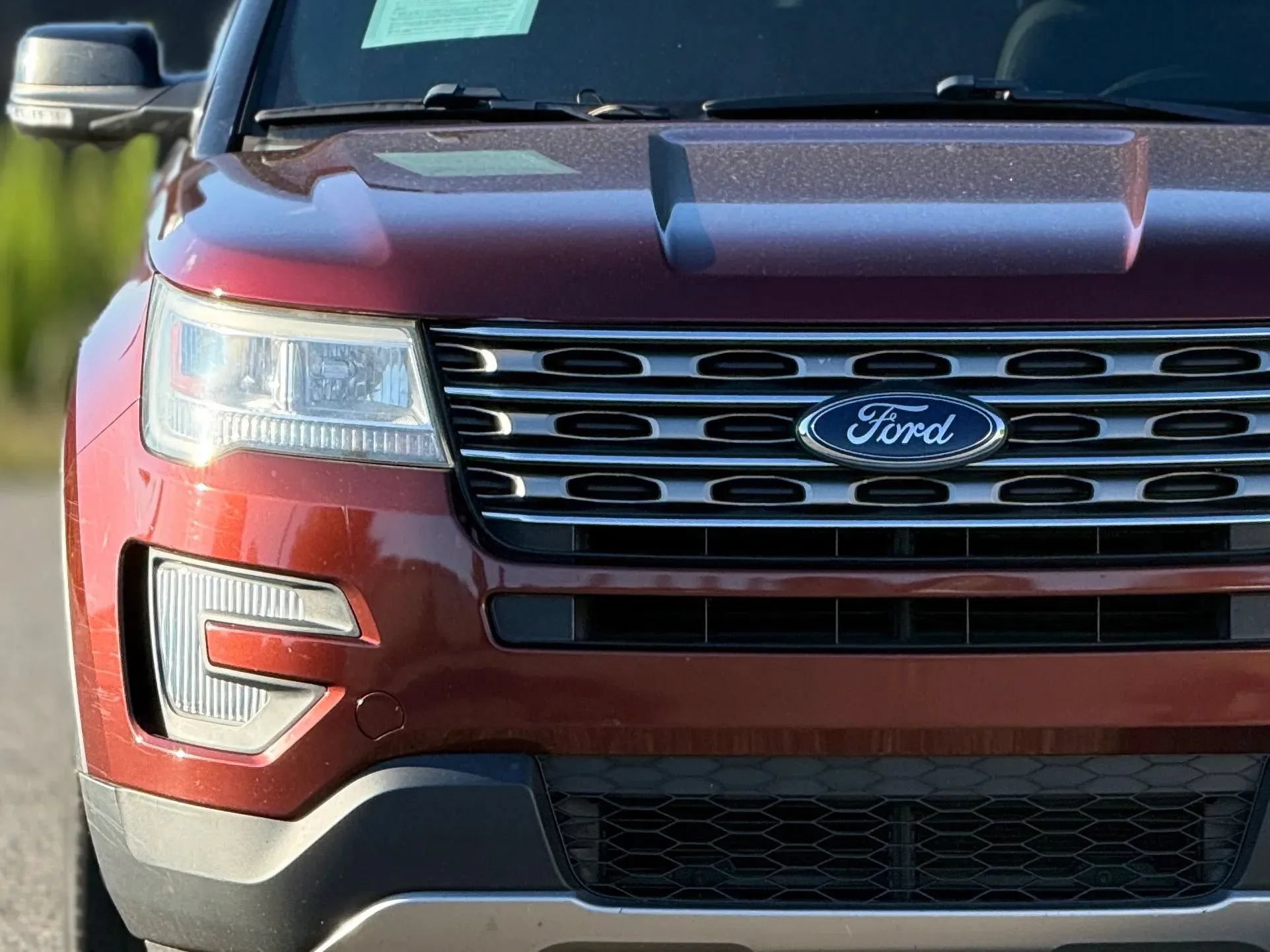 Used 2016 Ford Explorer XLT w/ Equipment Group 201A AWD/4WD image 11