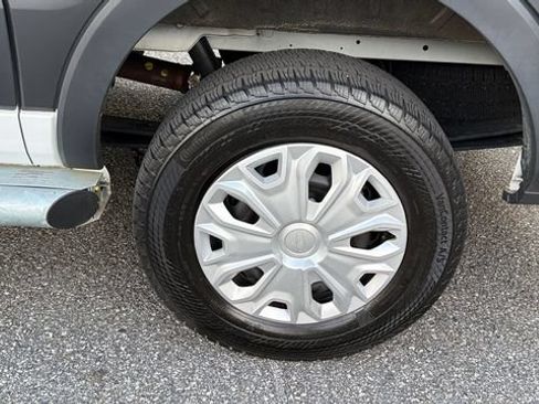 Certified 2025 Ford Transit 250 Low Roof w/ Exterior Upgrade Package RWD image 18