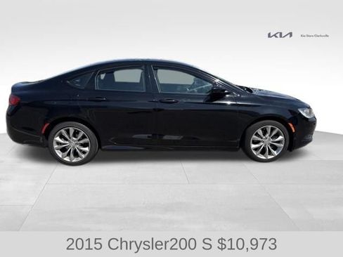 Used 2015 Chrysler 200 S w/ Comfort Group AWD/4WD image 9