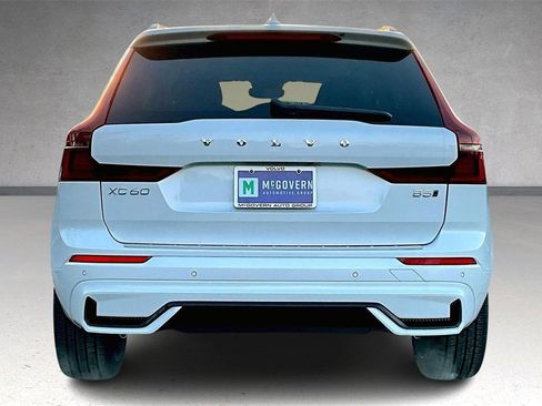 New 2026 Volvo XC60 B5 Ultra w/ Protection Package Premier image 4