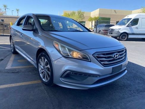 Used 2015 Hyundai Sonata Sport w/ Option Group 03 FWD image 4