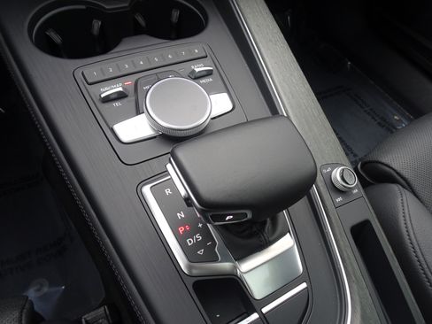 Used 2019 Audi A4 2.0T Prestige w/ Prestige Package image 13