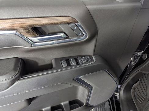 Used 2024 Chevrolet Silverado 1500 LT Trail Boss w/ Protection Package image 19