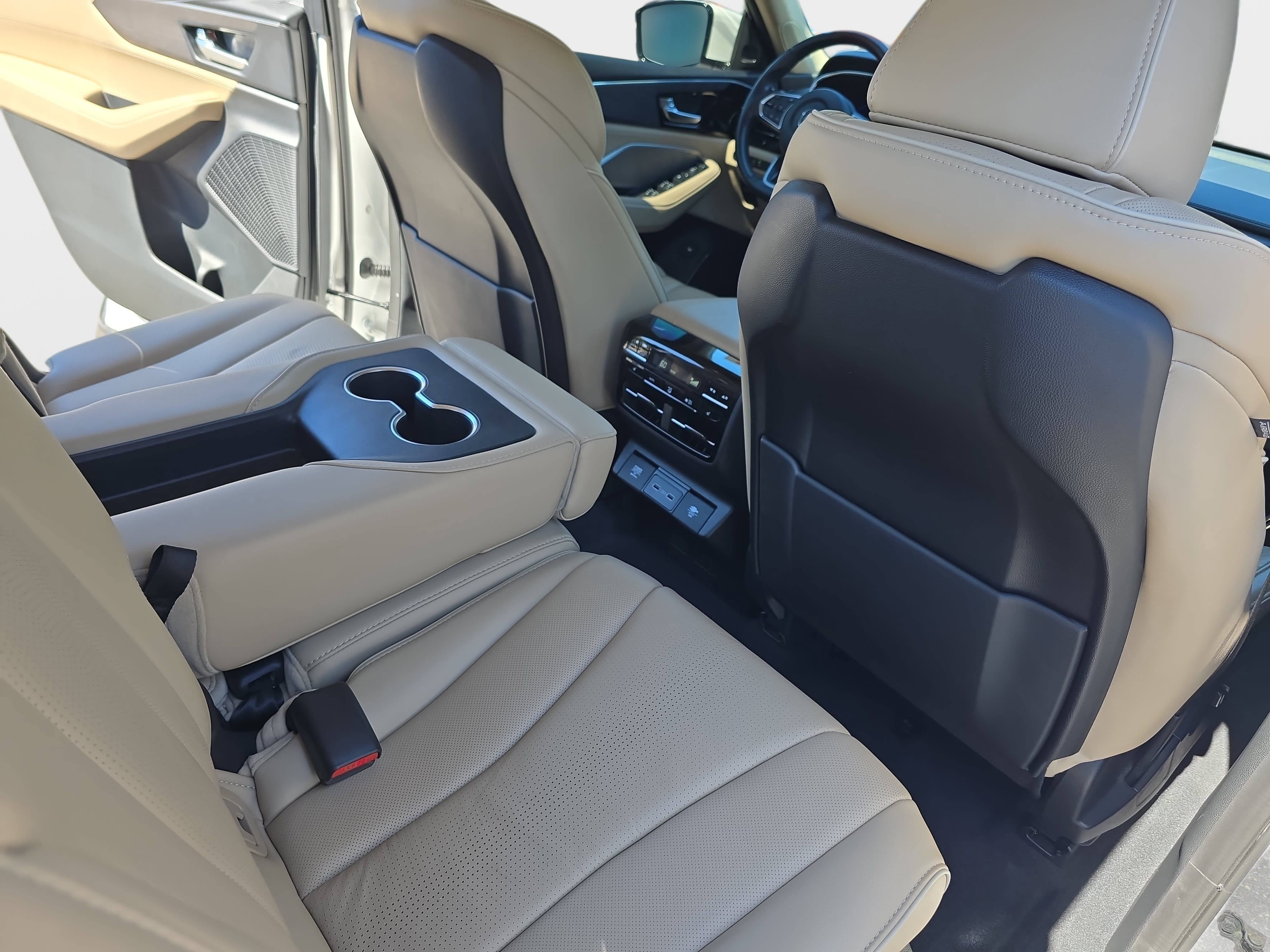 Certified 2023 Acura MDX w/ Advance Package AWD/4WD image 11