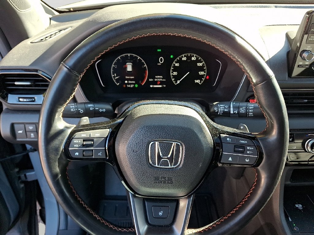 Used 2025 Honda Pilot TrailSport image 22