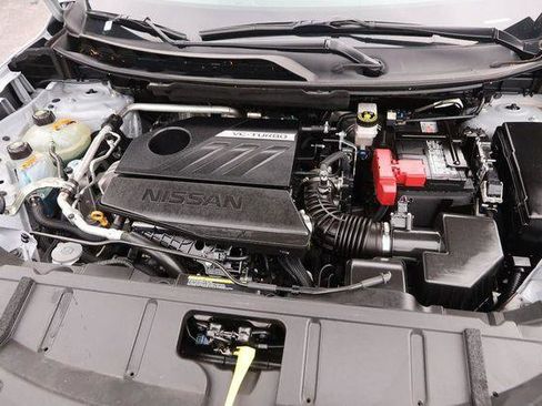 Used 2025 Nissan Rogue SV AWD/4WD image 27