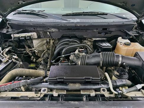 Used 2010 Ford F150 XLT image 26