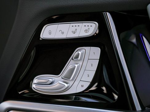 Used 2025 Mercedes-Benz G 550 w/ Manufactur Interior Package image 24