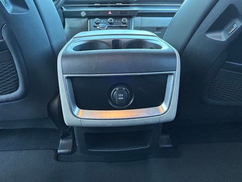 Used 2024 Kia Carnival LX image 67