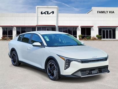 New 2026 Kia K4 EX