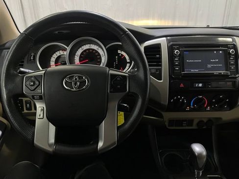 Used 2014 Toyota Tacoma 2WD Double Cab w/ SR5 Package image 19