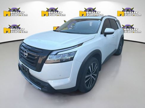 Used 2024 Nissan Pathfinder Platinum AWD/4WD image 1