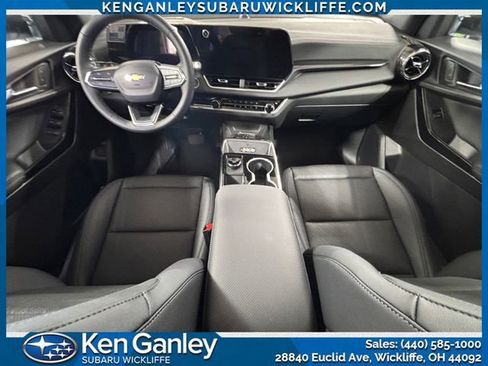 Used 2026 Chevrolet Equinox LT w/ Convenience Package II image 12