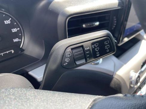Certified 2023 Ford Explorer XLT w/ Equipment Group 202A AWD/4WD image 17