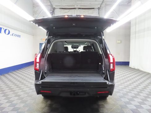 Used 2025 Ford Expedition Active AWD/4WD image 38