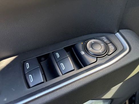 Used 2024 GMC Sierra 1500 Elevation AWD/4WD image 12