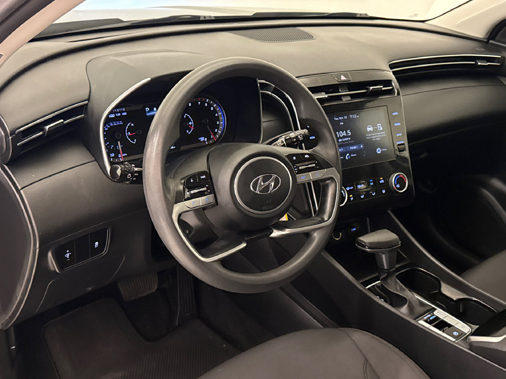 Used 2022 Hyundai Tucson SE FWD image 18