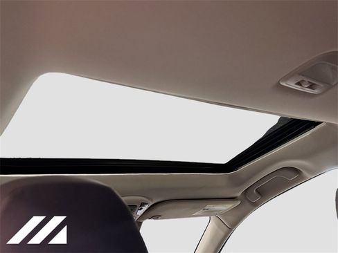 Used 2025 Subaru Outback Premium image 22