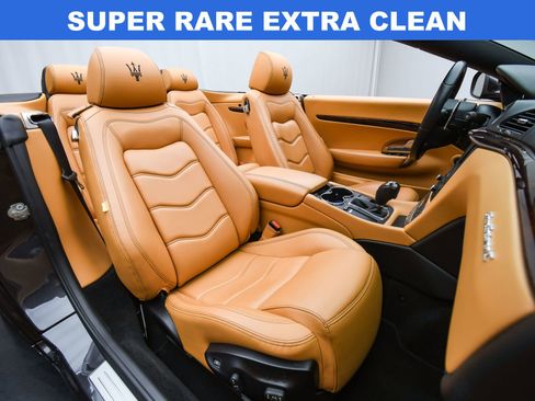 Used 2014 Maserati GranTurismo Base image 15