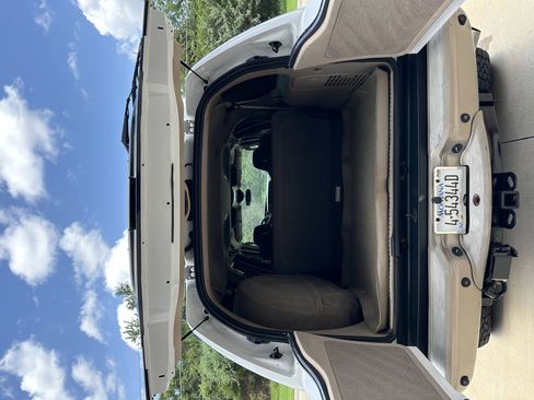 Used 2004 Ford Excursion Eddie Bauer image 7