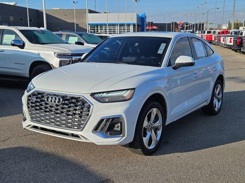 Used 2021 Audi Q5 Prestige image 8