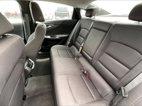 Used 2023 Chevrolet Malibu LT FWD image 19