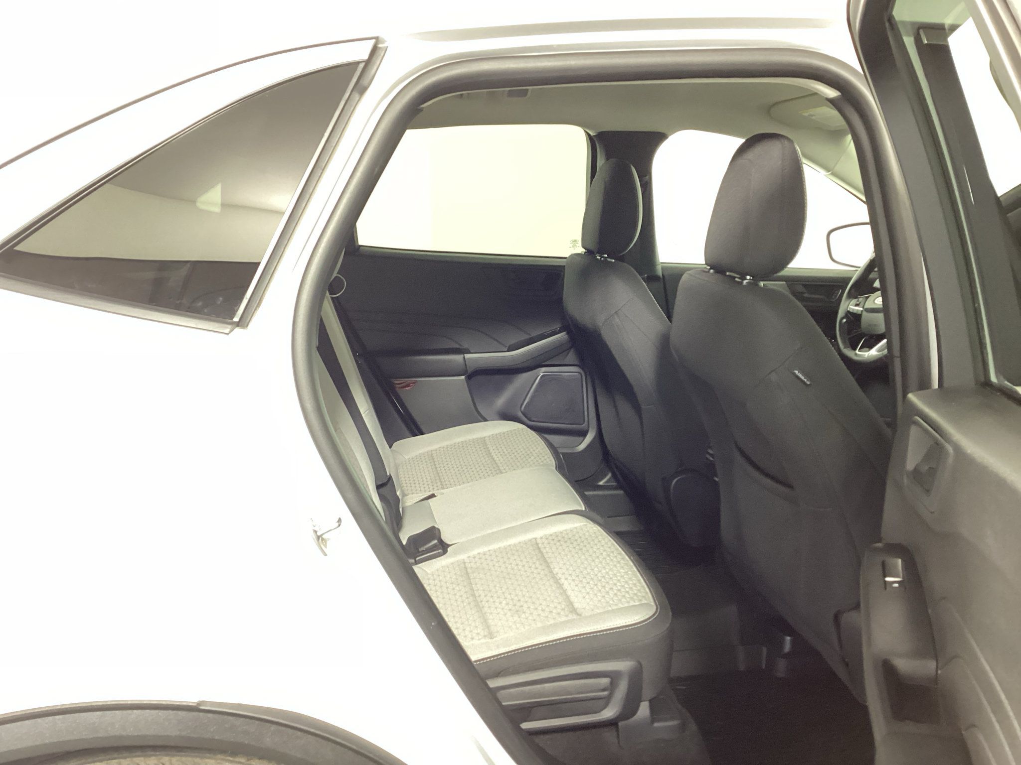 Used 2024 Ford Escape Active AWD/4WD image 11