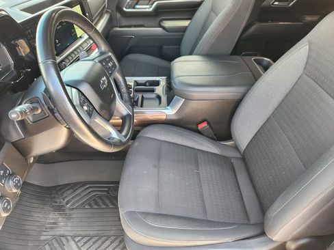 Used 2023 Chevrolet Silverado 1500 RST AWD/4WD image 12